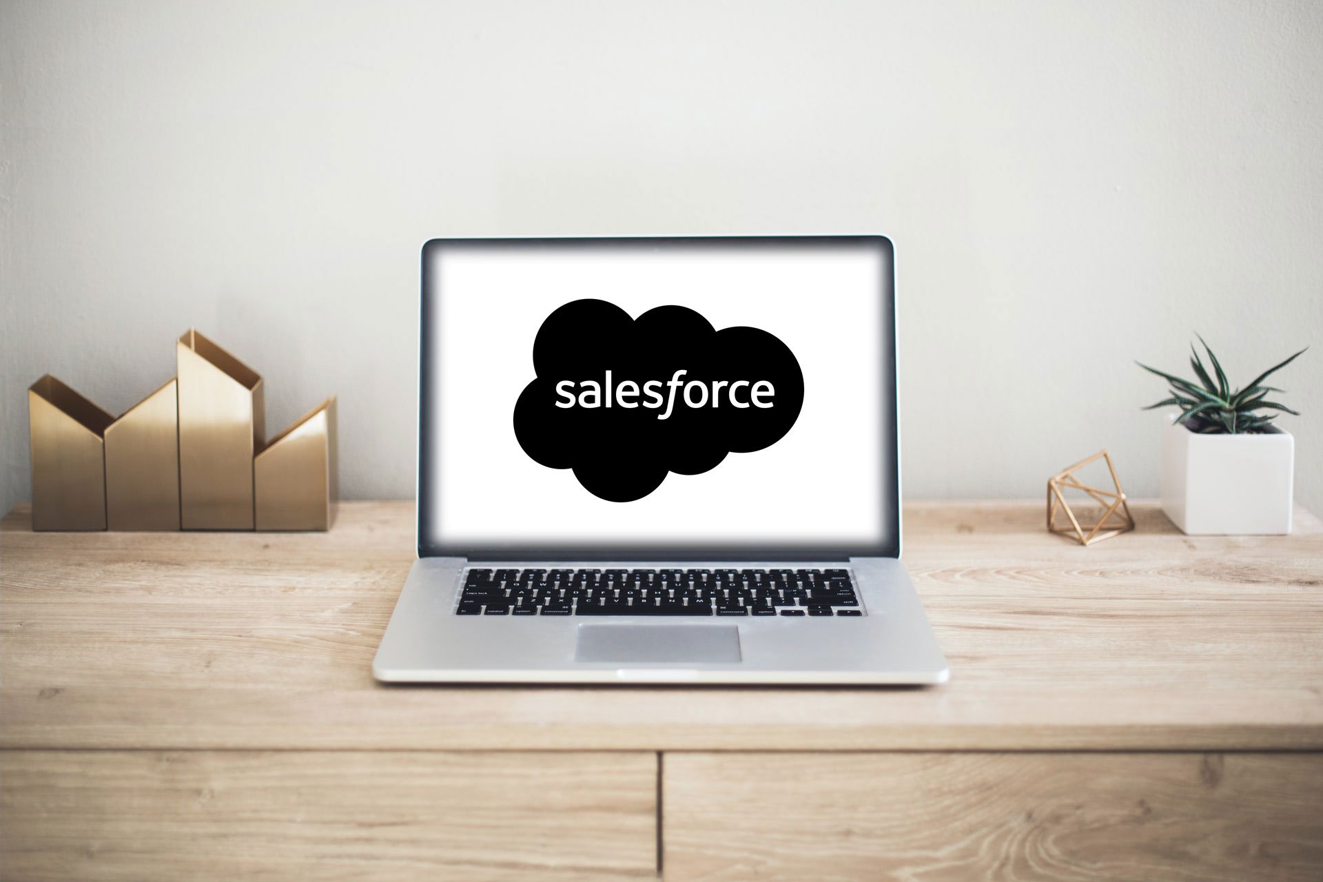 The Benefits of Salesforce Commerce Cloud for Your eCommerce Business